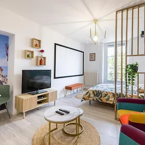 Retro Movies Appartement